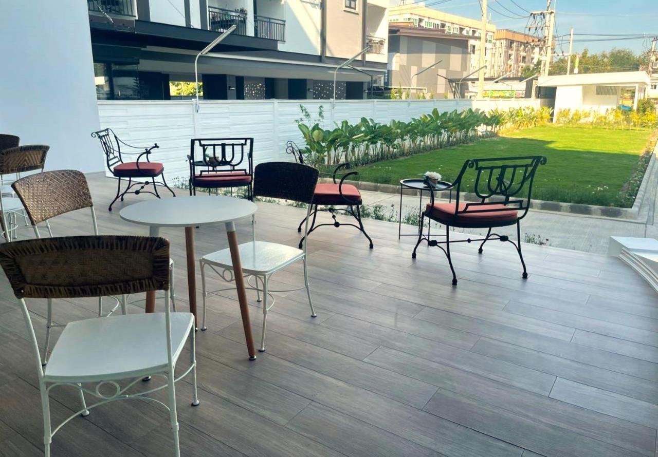 Arsh Boutique Hotel Τσιάνγκ Μάι Εξωτερικό φωτογραφία